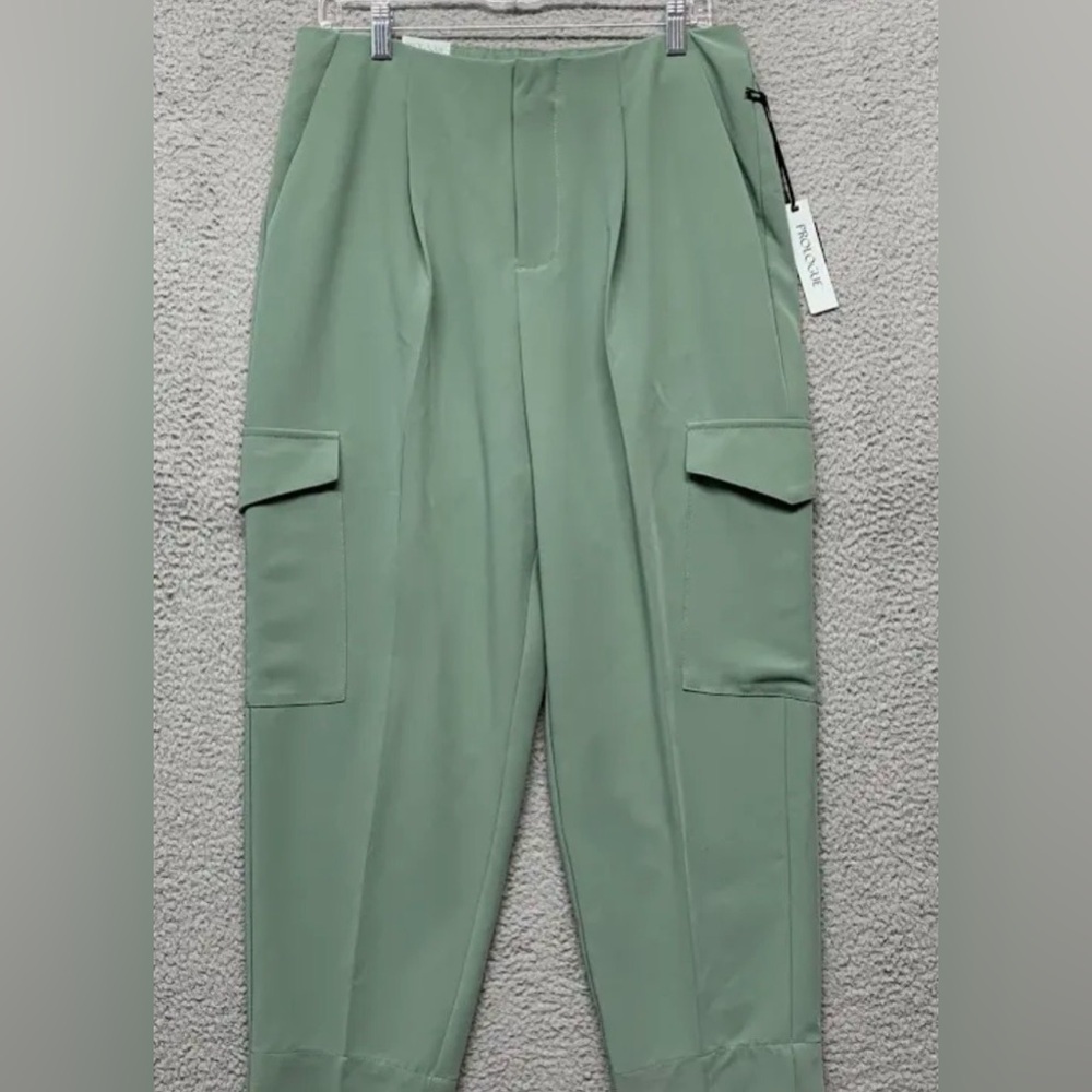 Prologue Olive Green Cargo Capri